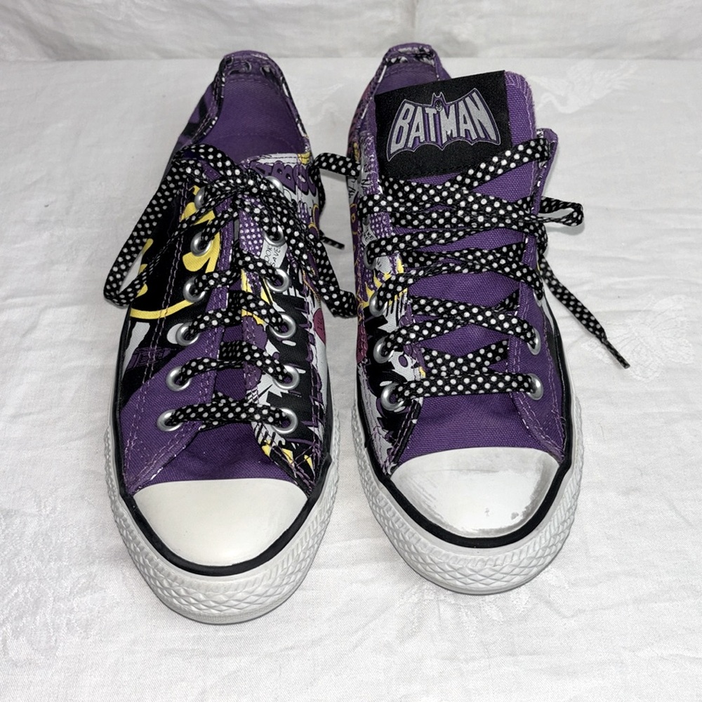 Converse Low Top Batgirl Lace-up Sneakers Sz 8